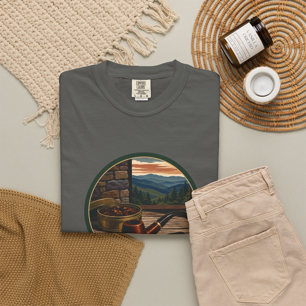 Vintage Tobacco Pipe Circle T-Shirt