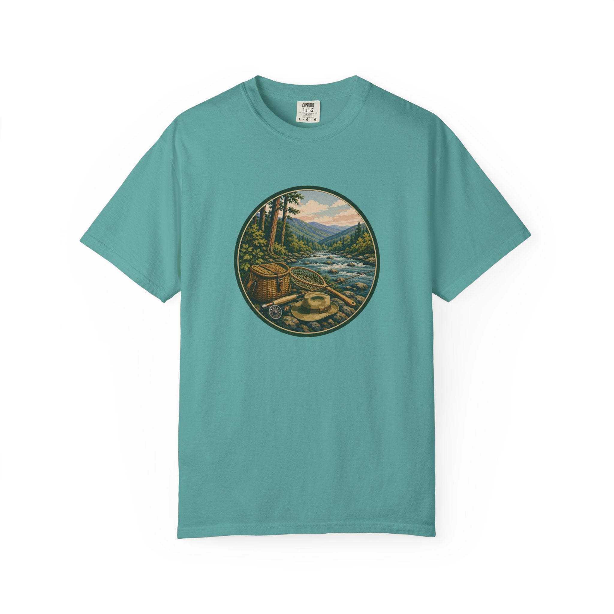 Outdoor River Fly Fishing T-Shirt — Vintage Fly Fishing Design