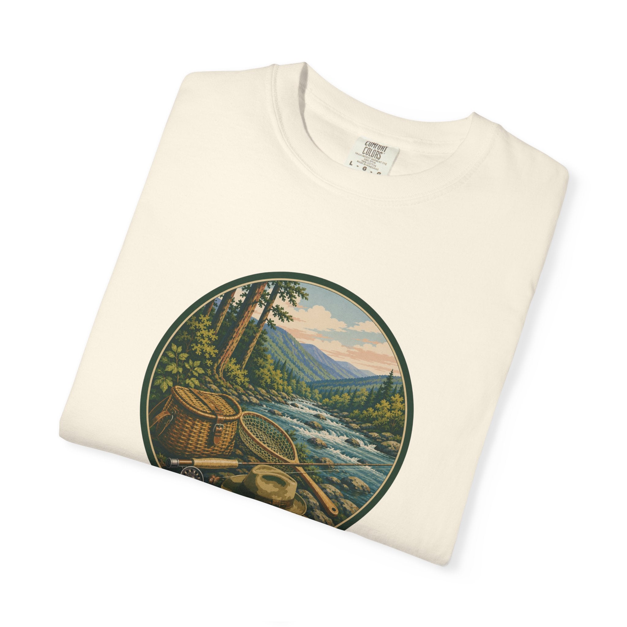 Outdoor River Fly Fishing T-Shirt — Vintage Fly Fishing Design
