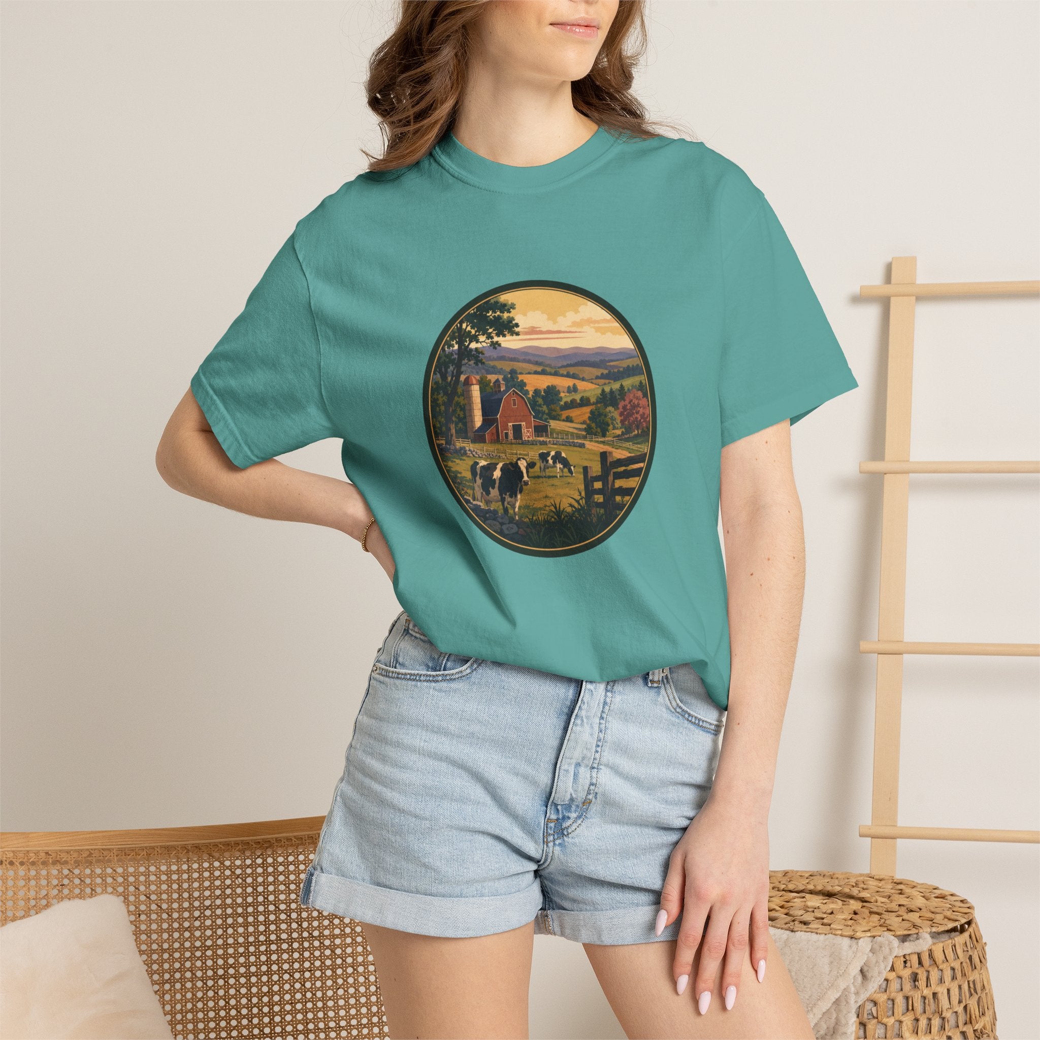 Vintage Country Dairy Farm Scene T-Shirt