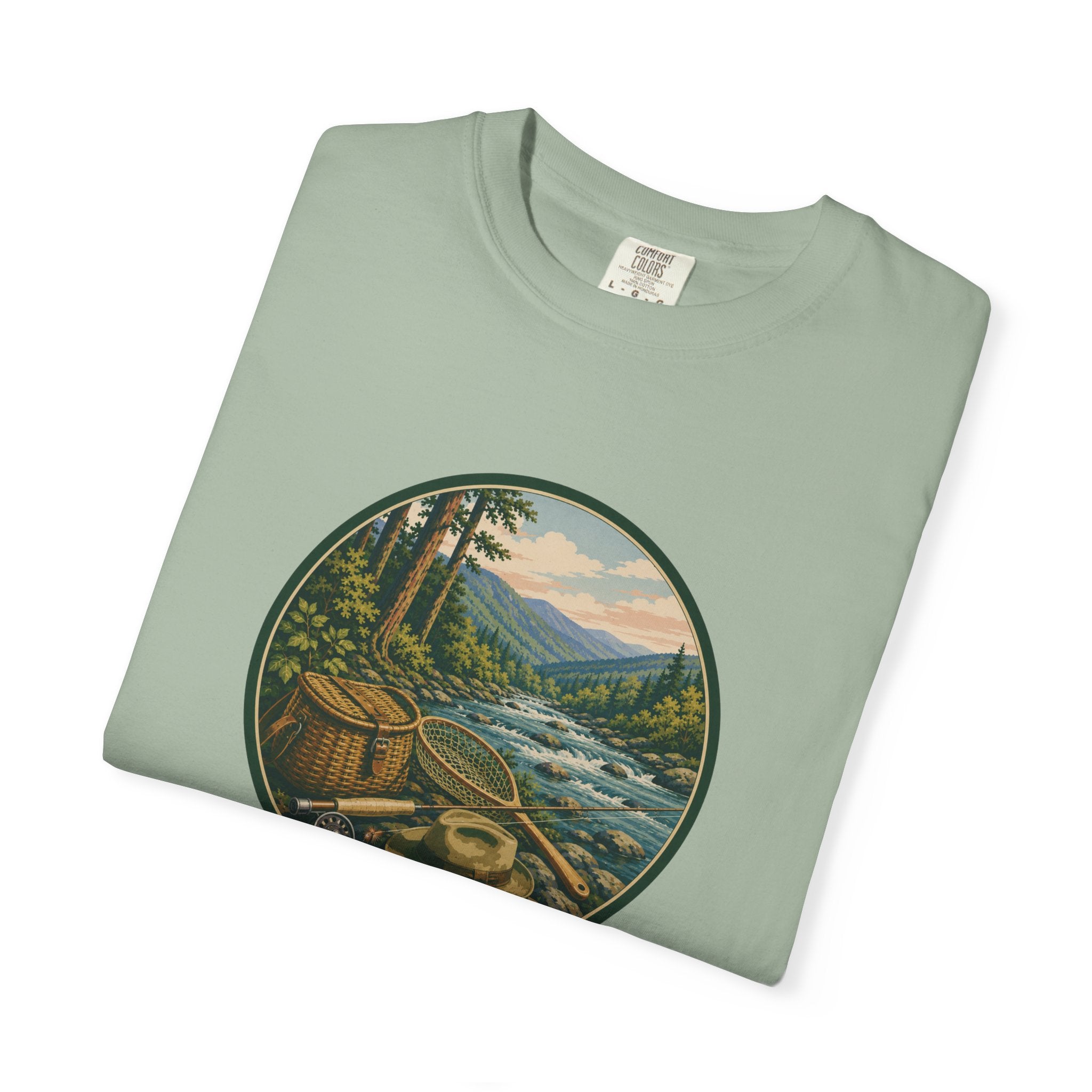 Outdoor River Fly Fishing T-Shirt — Vintage Fly Fishing Design