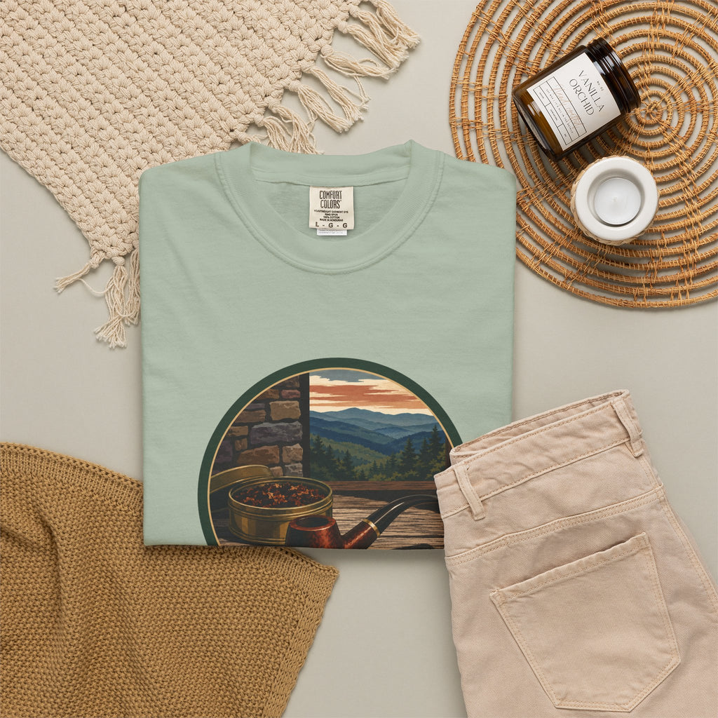 Vintage Tobacco Pipe Circle T-Shirt